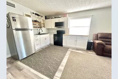 2275 62nd Avenue N #101, Saint Petersburg, FL 33702 - Photo 8
