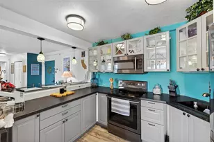 3315 58th Ave S, Saint Petersburg, FL 33712 - Photo 14