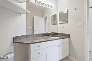 4302 Bayside Village Dr, Tampa, FL 33615 - Photo 26