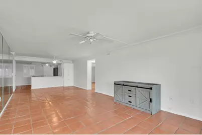 4900 38th Way S #302, Saint Petersburg, FL 33711 - Photo 8