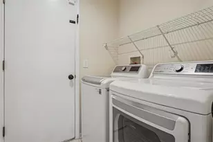 22536 Magnolia Trace Blvd, Lutz, FL 33549 - Photo 16