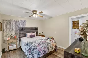 38606 3rd Ave, Zephyrhills, FL 33542 - Photo 16