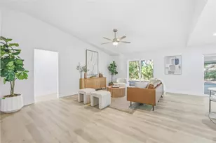 6813 Circle Creek Dr, Pinellas Park, FL 33781 - Photo 2