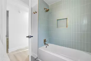 6813 Circle Creek Dr, Pinellas Park, FL 33781 - Photo 22