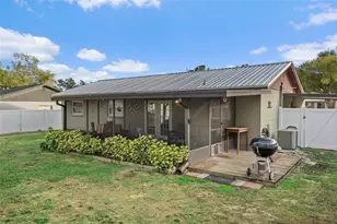 113 Cranbrooke Dr, Seffner, FL 33584 - Photo 32