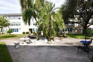 1225 58th St N, Saint Petersburg, FL 33710 - Photo 20