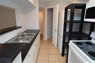 8649 Fancy Finch Dr, Tampa, FL 33614 - Photo 8