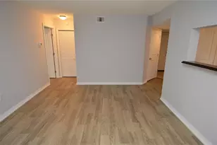 8649 Fancy Finch Dr, Tampa, FL 33614 - Photo 22