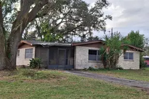 3255 Riverdale Dr, Dade City, FL 33523 - Photo 2