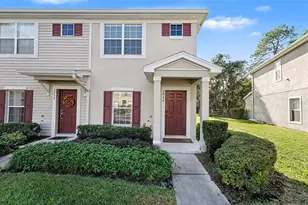 5860 Fishhawk Ridge Dr, Lithia, FL 33547 - Photo 1