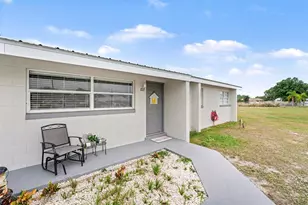 45 Queens Ct, Frostproof, FL 33843 - Photo 4