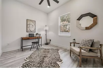 2305 W Kentucky Avenue, Tampa, FL 33607 - Photo 14