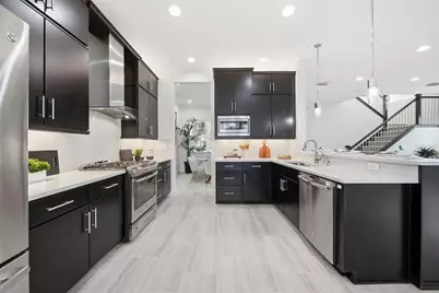 2747 Tarragona Way, Wesley Chapel, FL 33543 - Photo 12