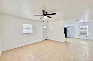 8108 N 11th St, Tampa, FL 33604 - Photo 4