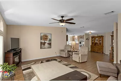 37546 Lilly Bea Avenue, Zephyrhills, FL 33541 - Photo 14