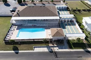 37546 Lilly Bea Ave, Zephyrhills, FL 33541 - Photo 40