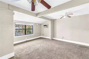 1012 Granville Ct N, Saint Petersburg, FL 33701 - Photo 38