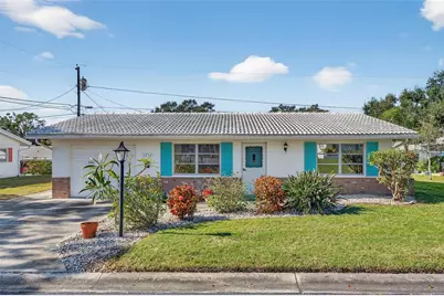 9238 140th Lane, Seminole, FL 33776 - Photo 2