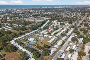 9238 140th Ln, Seminole, FL 33776 - Photo 6