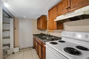 7006 N Palmetto Ln, Tampa, FL 33604 - Photo 10
