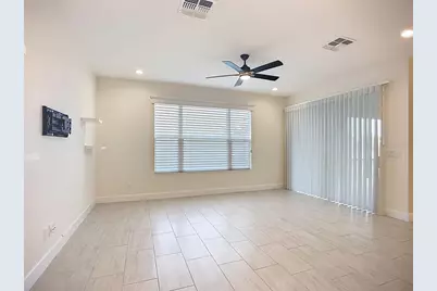 15459 Santa Pola Drive, Wimauma, FL 33598 - Photo 14