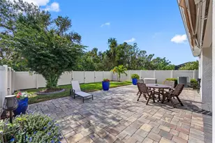 5513 Los Robles Ct, Palmetto, FL 34221 - Photo 32