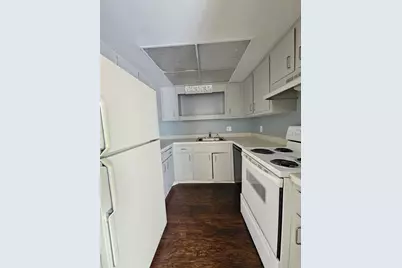 7611 Paula Drive #4, Tampa, FL 33615 - Photo 6