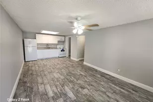 1400 Strawberry Pl, Plant City, FL 33563 - Photo 2