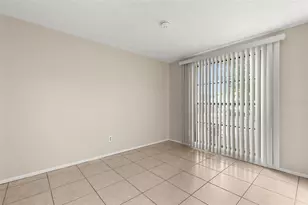 8229 Ravencroft Dr, Tampa, FL 33615 - Photo 22