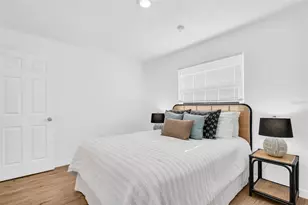 6055 7th Ave S, Saint Petersburg, FL 33707 - Photo 14