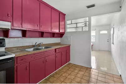 2480 18th Avenue N, Saint Petersburg, FL 33713 - Photo 18