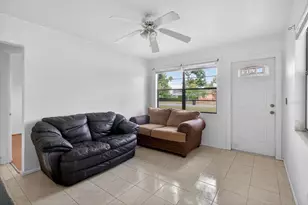 2480 18th Ave N, Saint Petersburg, FL 33713 - Photo 12