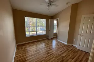 11604 Colony Lake Dr, Tampa, FL 33635 - Photo 22