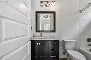 10555 Lake Breeze Dr, Seminole, FL 33772 - Photo 50