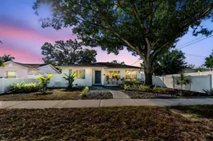 1322 48th Ave N, Saint Petersburg, FL 33703 - Photo 2