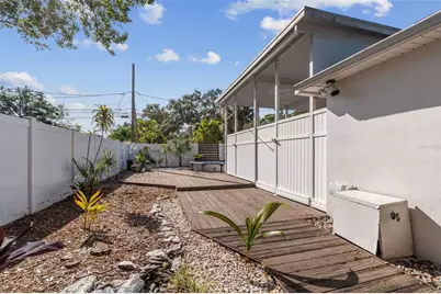 1322 48th Avenue N, Saint Petersburg, FL 33703 - Photo 56