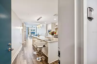 1120 E Kennedy Boulevard #312, Tampa, FL 33602 - Photo 2
