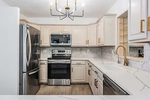 11715 59th Way N, Pinellas Park, FL 33782 - Photo 8