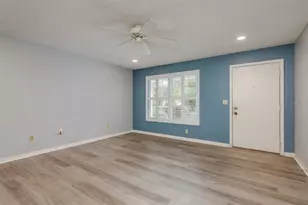 2949 Briar Cliff Dr, Palm Harbor, FL 34684 - Photo 6