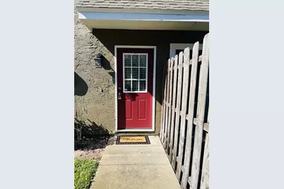 16513 Lake Brigadoon Cir, Tampa, FL 33618 - Photo 1