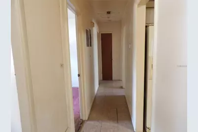 816 W 130 Th Avenue, Tampa, FL 33612 - Photo 10