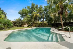 13603 Wilkes Dr, Tampa, FL 33618 - Photo 28