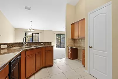 16436 Kingletridge Avenue, Lithia, FL 33547 - Photo 12