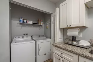 876 116th Ave N, Saint Petersburg, FL 33716 - Photo 8