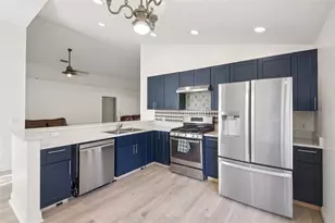 24311 Branchwood Ct, Lutz, FL 33559 - Photo 12