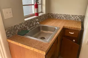 232 Beverly Blvd, Brandon, FL 33511 - Photo 4