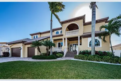 7986 9th Avenue S, Saint Petersburg, FL 33707 - Photo 6
