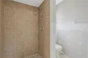 6507 Manila Palm Way, Apollo Beach, FL 33572 - Photo 8