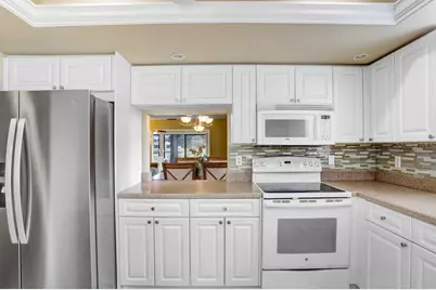 4742 Oak Hill Drive #12, Sarasota, FL 34232 - Photo 8