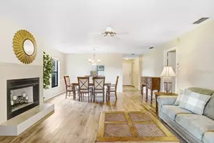 4742 Oak Hill Dr, Sarasota, FL 34232 - Photo 4